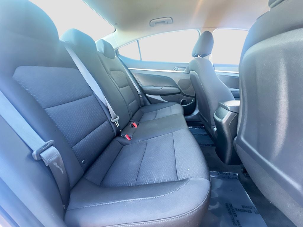 2019 Hyundai ELANTRA SE