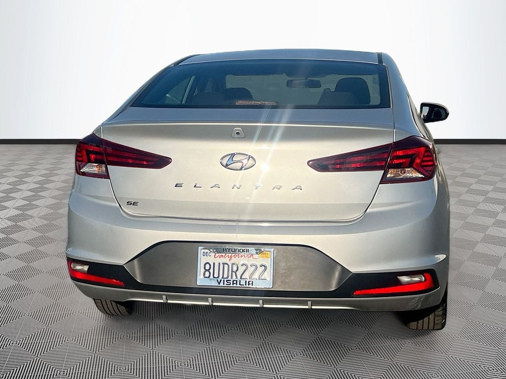 2019 Hyundai ELANTRA SE