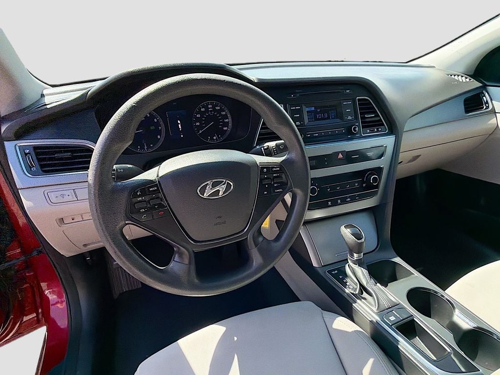 2015 Hyundai SONATA 2.4L SE
