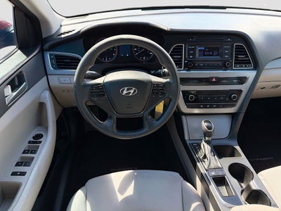 2015 Hyundai SONATA 2.4L SE