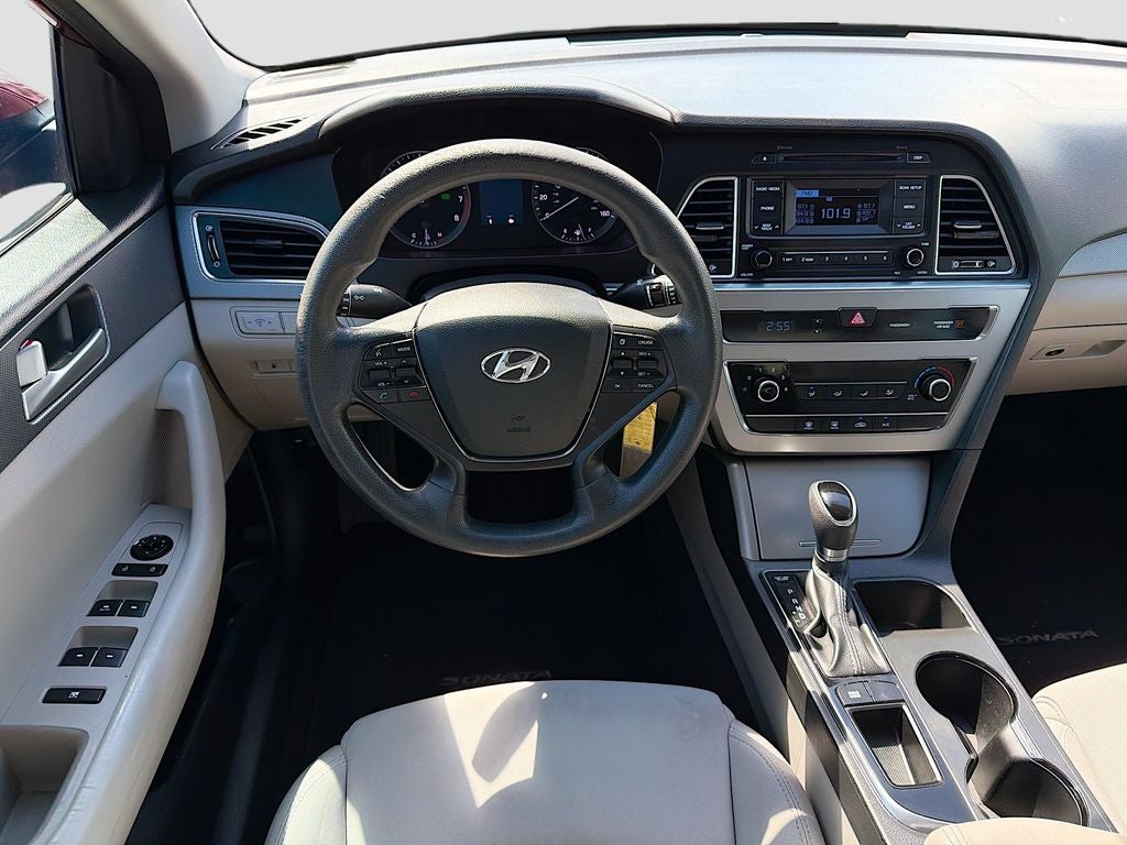 2015 Hyundai SONATA 2.4L SE