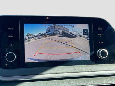 2022 Hyundai SONATA SE