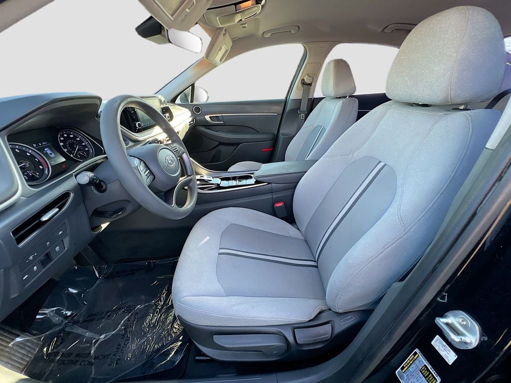 2022 Hyundai SONATA SE