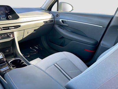 2022 Hyundai SONATA SE