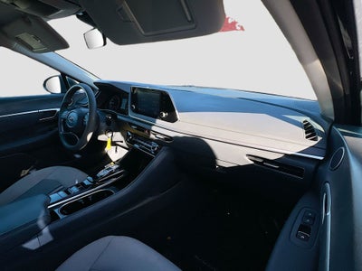 2022 Hyundai SONATA SE