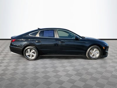 2022 Hyundai SONATA SE