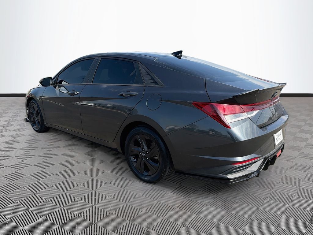 2022 Hyundai ELANTRA SEL