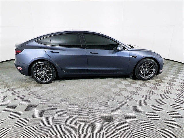 2022 Tesla Model 3 Base