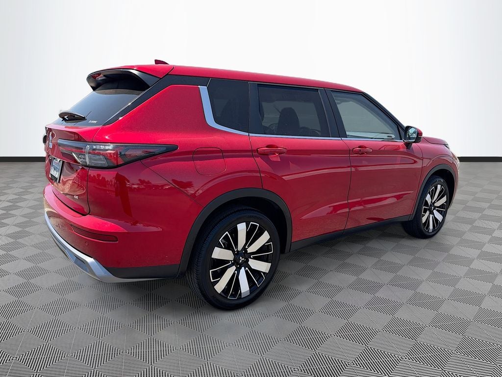 2025 Mitsubishi Outlander SE