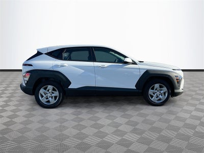 2026 Hyundai KONA SE FWD