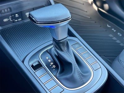 2026 Hyundai KONA SE FWD