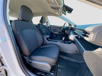 2026 Hyundai KONA SE FWD