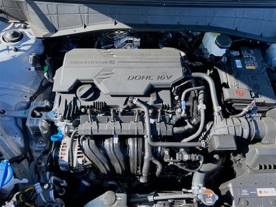 2026 Hyundai KONA SE FWD