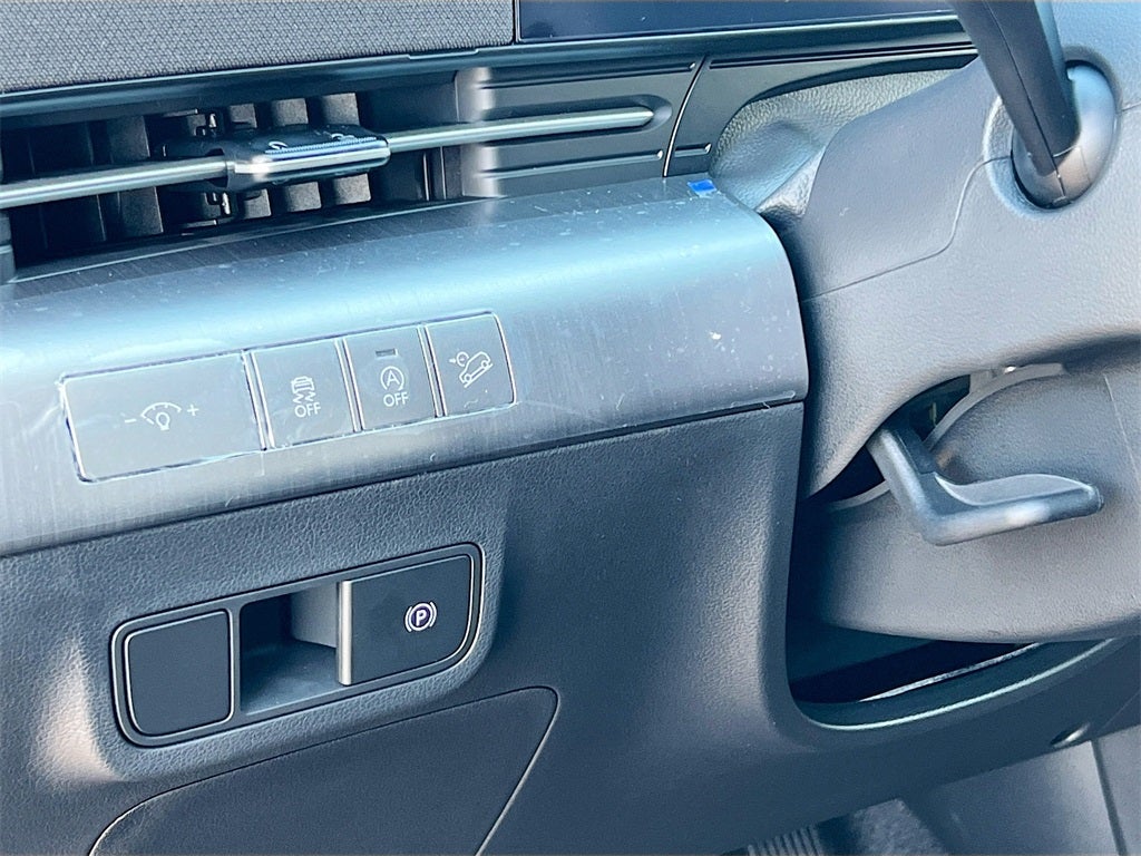 2026 Hyundai KONA SE FWD