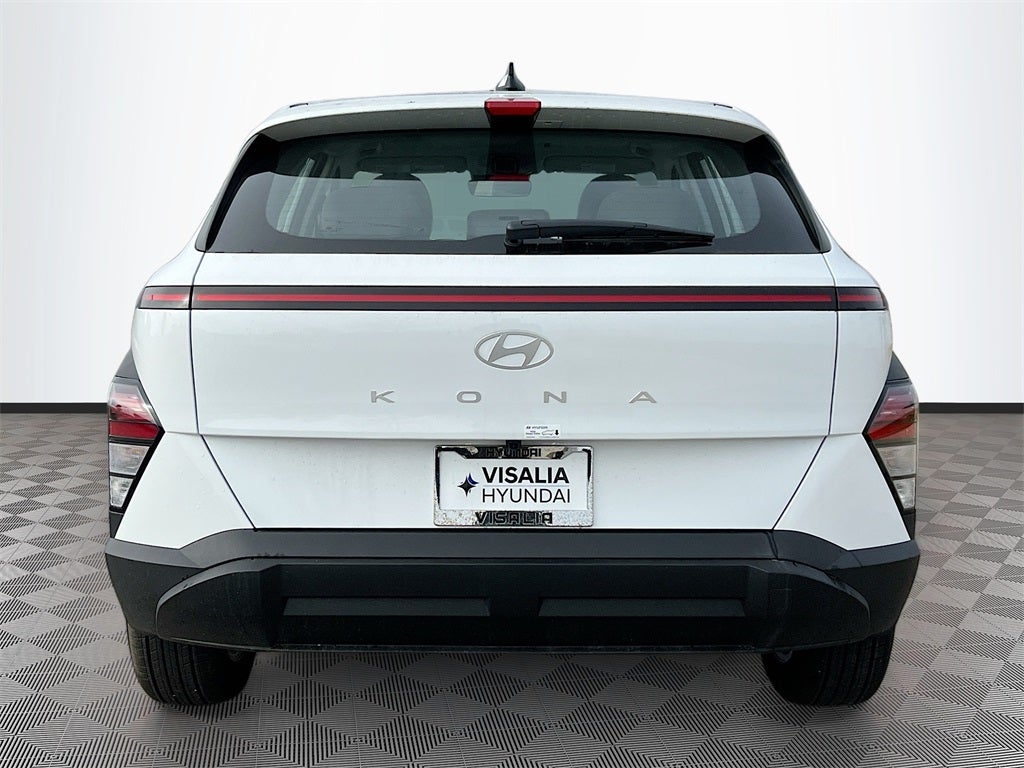 2026 Hyundai KONA SE FWD