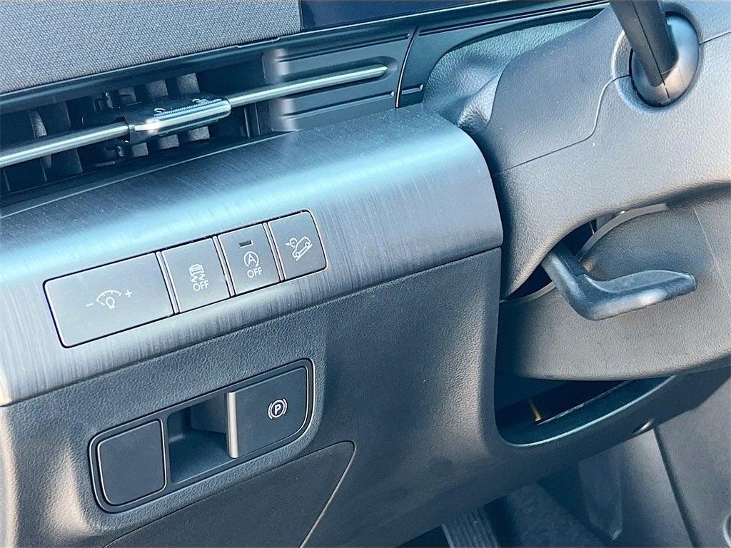 2026 Hyundai KONA SE FWD