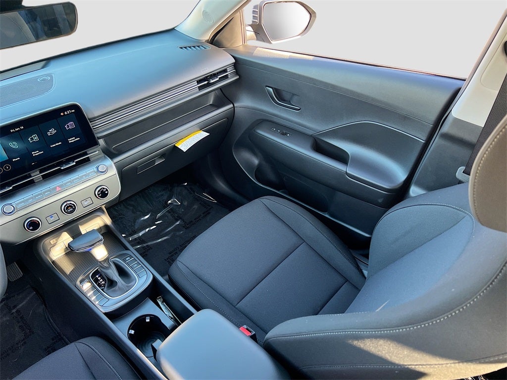 2026 Hyundai KONA SE FWD