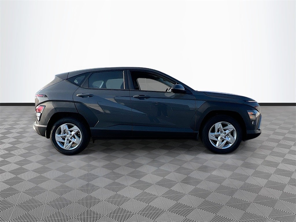 2026 Hyundai KONA SE FWD