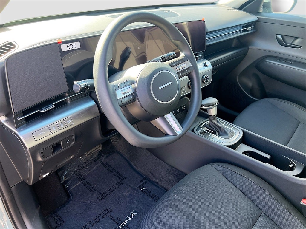 2026 Hyundai KONA SE FWD