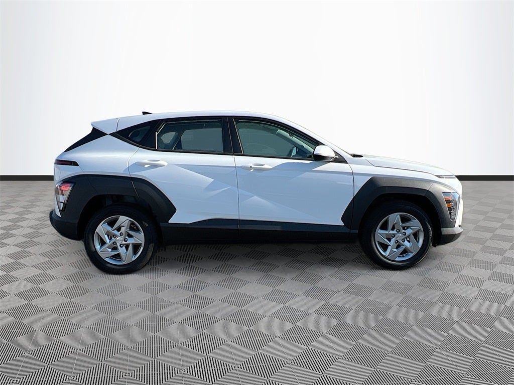 2026 Hyundai KONA SE FWD