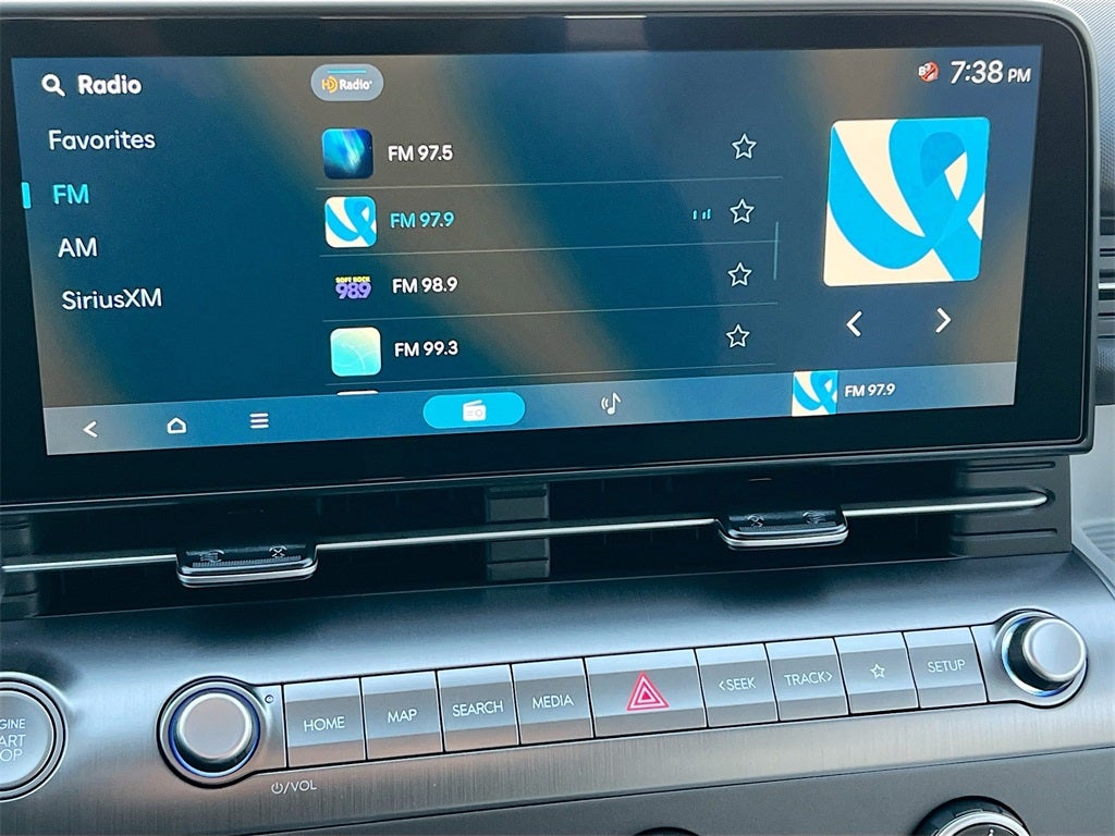 2026 Hyundai KONA SE FWD