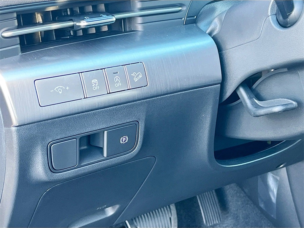 2026 Hyundai KONA SE FWD