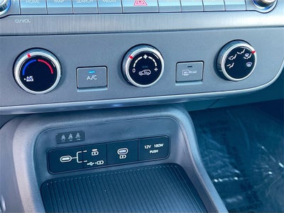 2026 Hyundai KONA SE FWD