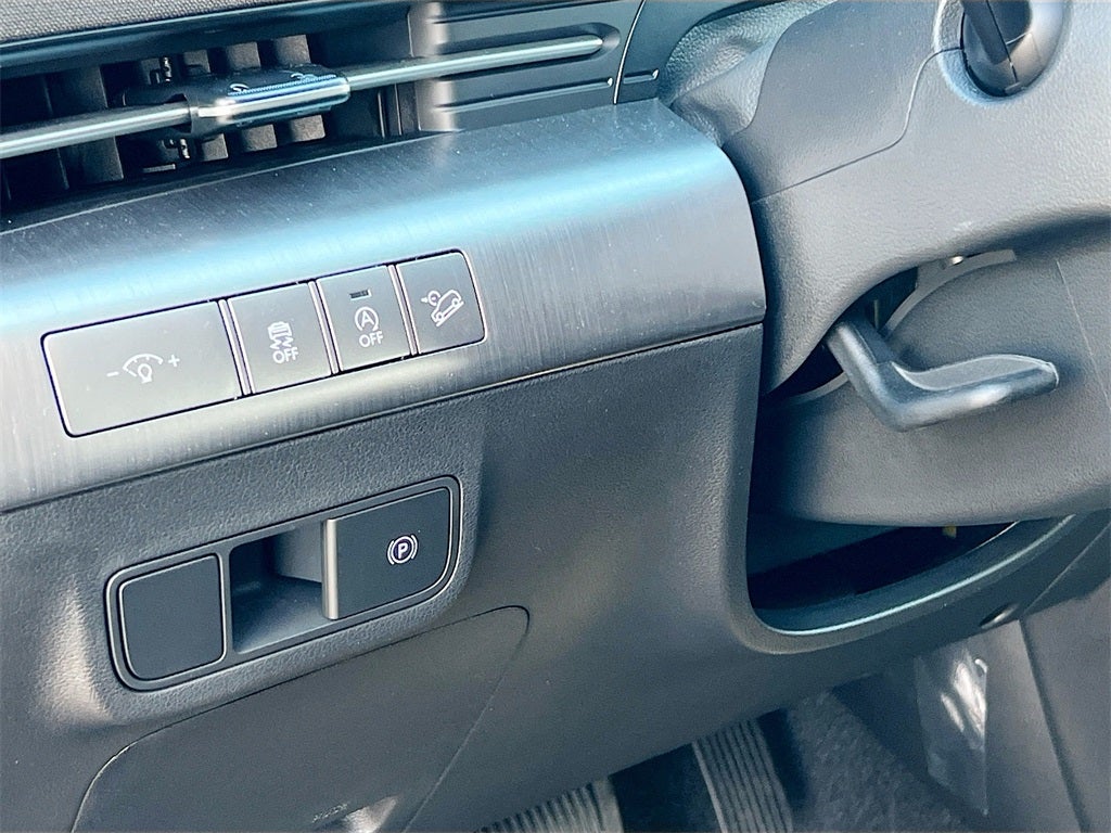 2026 Hyundai KONA SE FWD