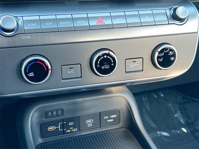 2026 Hyundai KONA SE FWD