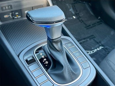 2026 Hyundai KONA SE FWD