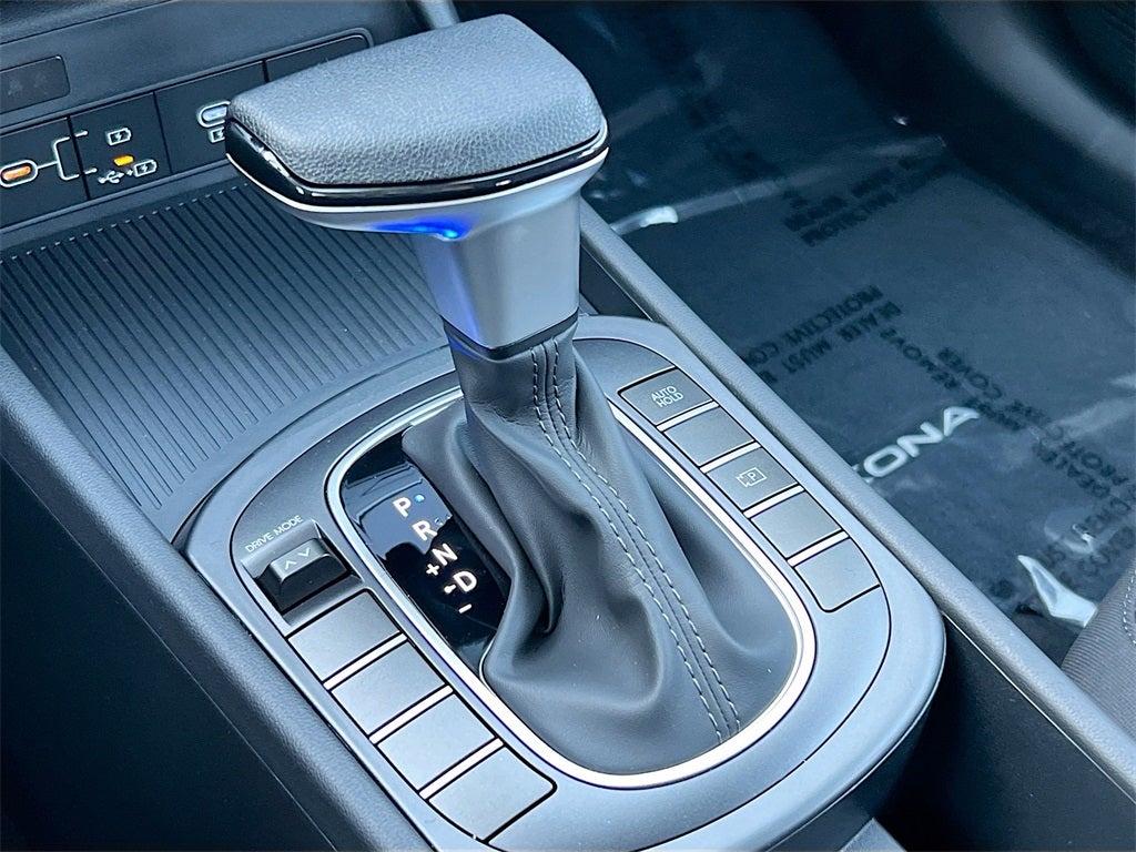 2026 Hyundai KONA SE FWD