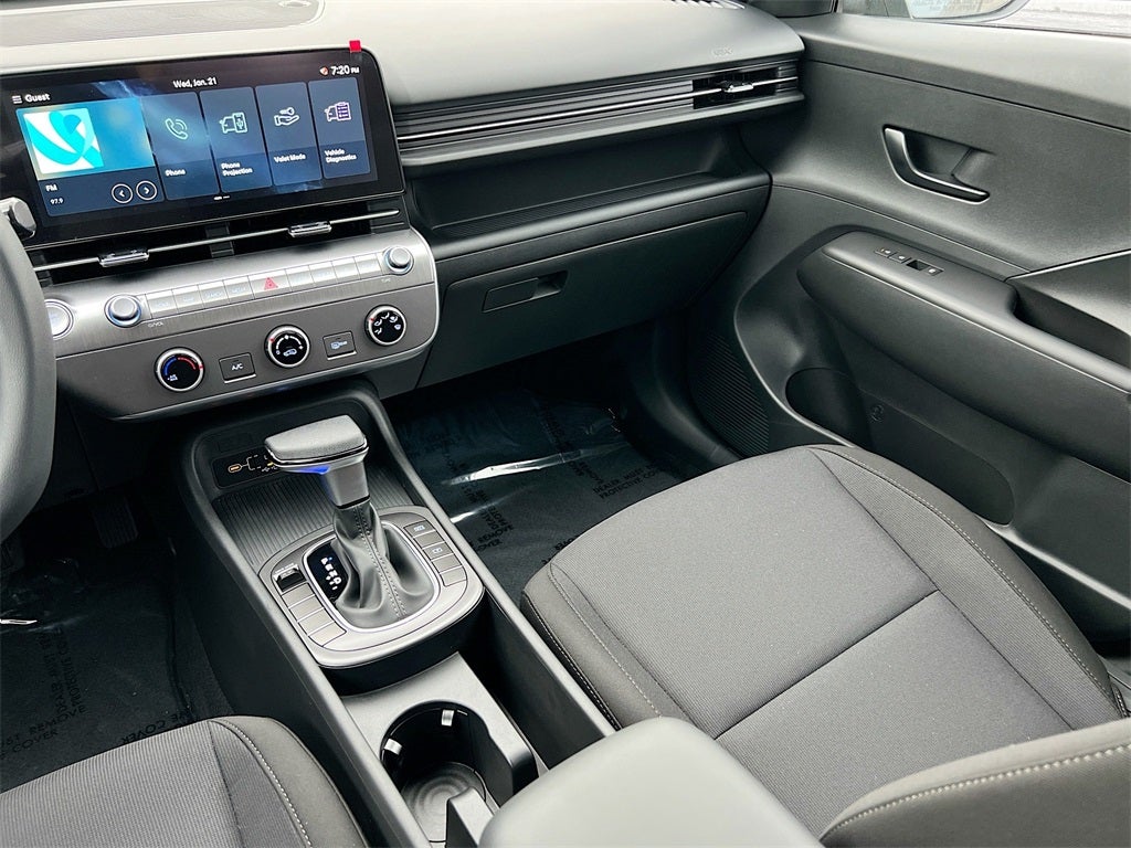 2026 Hyundai KONA SE FWD