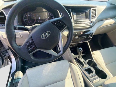 2016 Hyundai TUCSON SE