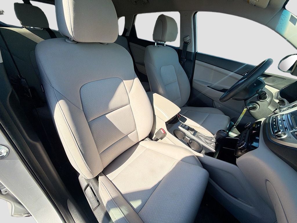 2016 Hyundai TUCSON SE