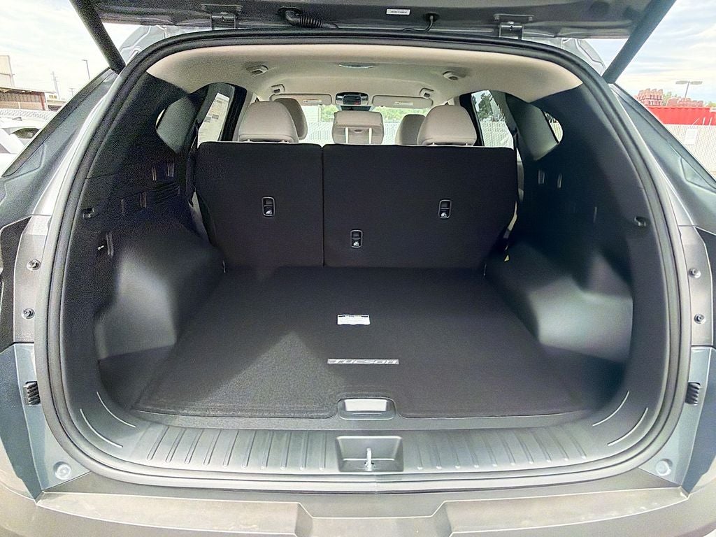 2026 Hyundai TUCSON HYBRID SEL