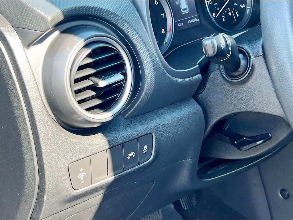 2021 Hyundai KONA SE