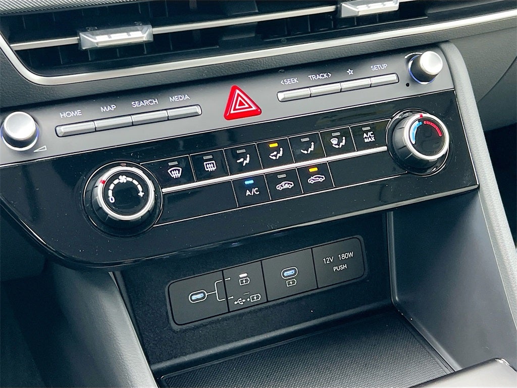 2025 Hyundai SONATA SE