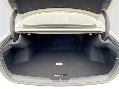 2025 Hyundai SONATA SE