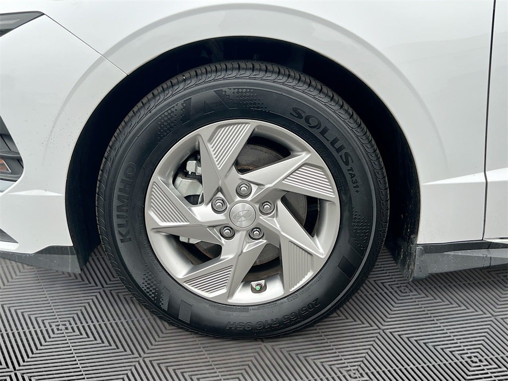 2025 Hyundai SONATA SE