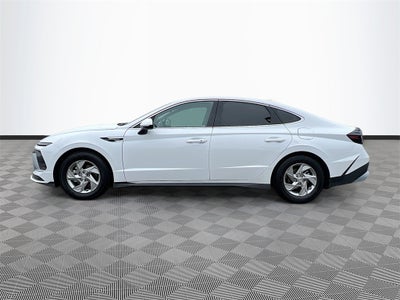 2025 Hyundai SONATA SE