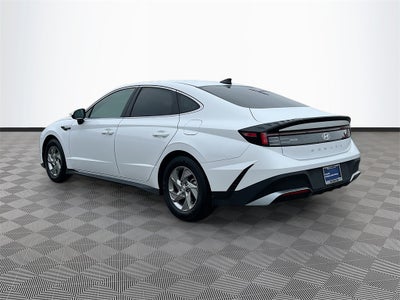 2025 Hyundai SONATA SE