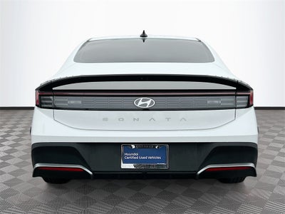 2025 Hyundai SONATA SE