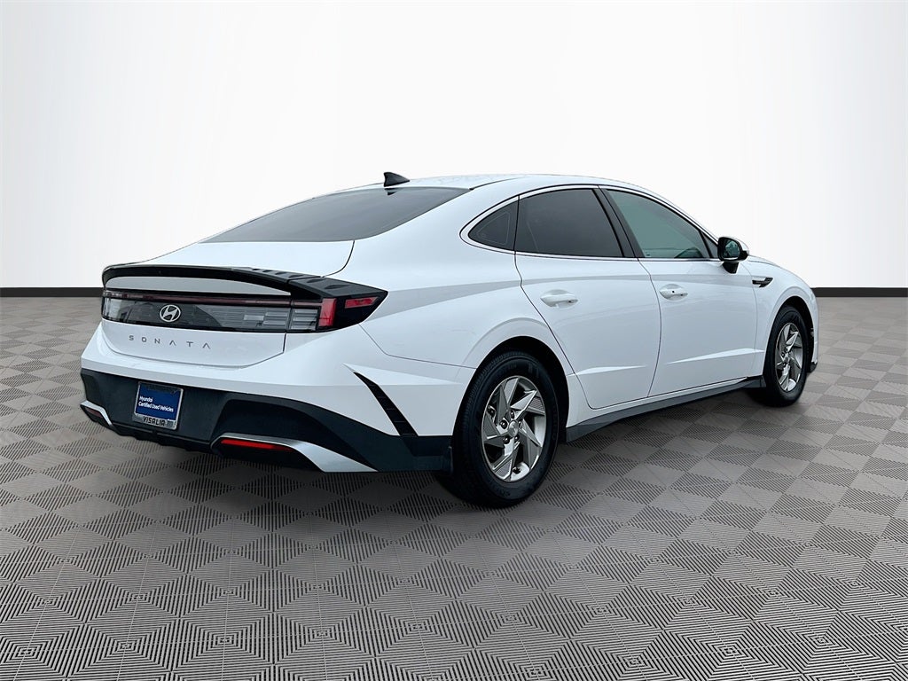 2025 Hyundai SONATA SE
