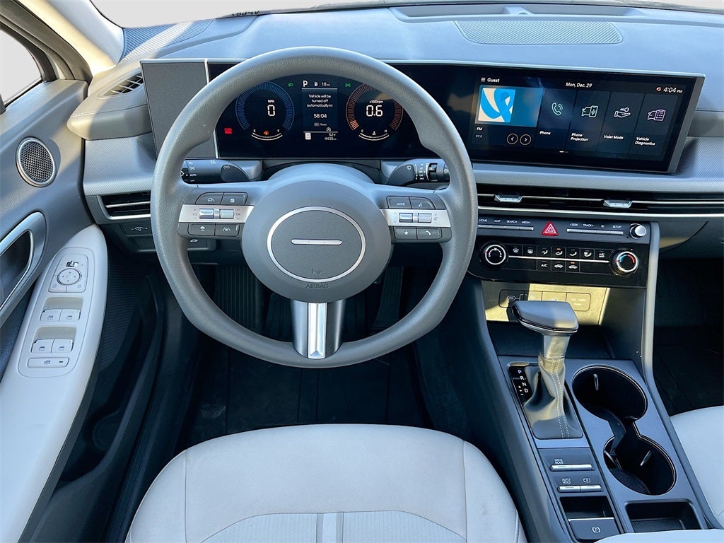 2025 Hyundai SONATA SE