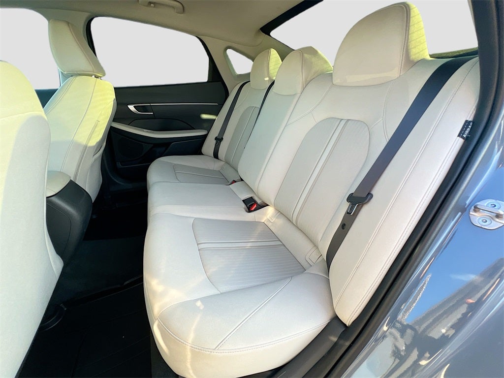 2025 Hyundai SONATA SE