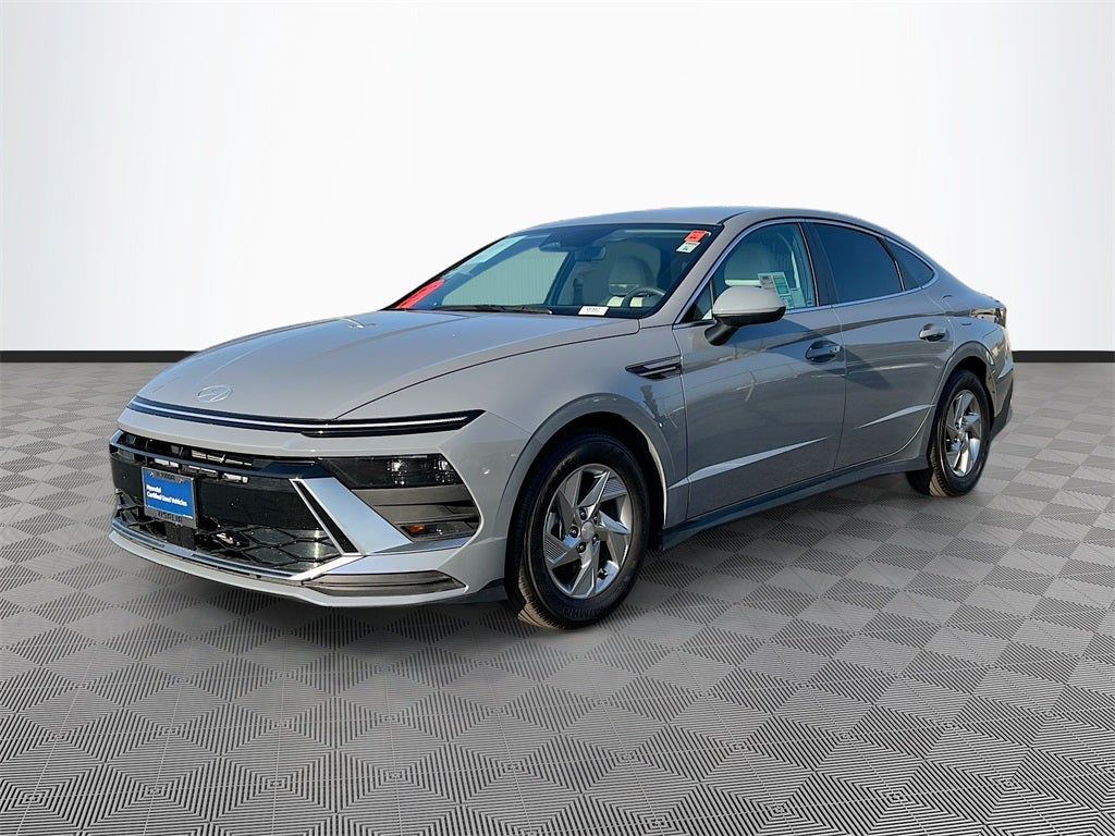 2025 Hyundai SONATA SE