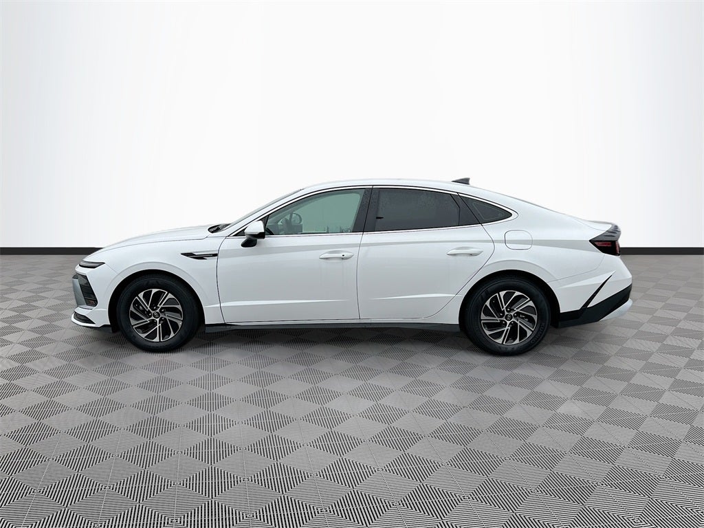 2026 Hyundai SONATA HYBRID Blue