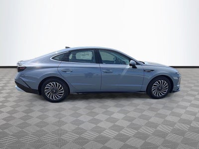 2026 Hyundai SONATA HYBRID SEL