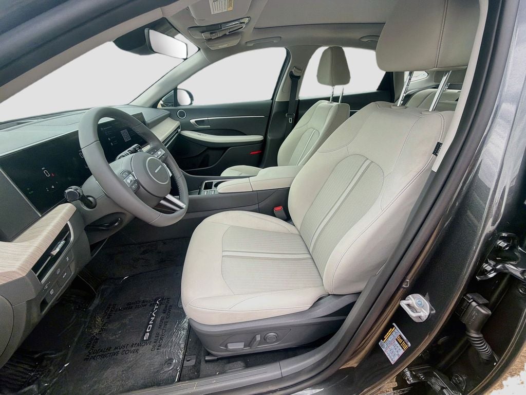 2026 Hyundai SONATA HYBRID SEL