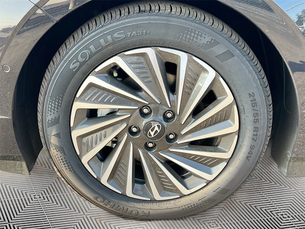 2025 Hyundai SONATA HYBRID Limited